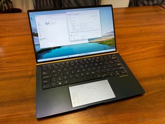 ASUS ZenBook 14", i7, 16Gb RAM, 512 HDD - Výkon + Bonus - 3
