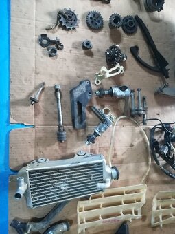 Suzuki RMZ 250 model 2006 soucastky - 3