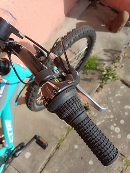 Dívčí kolo rocky CTM - 3
