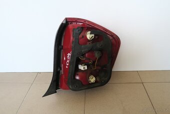 Zadní světla Kia Cerato - 3