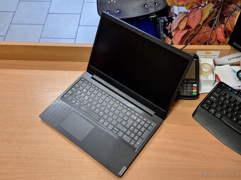Lenovo Ideapad S145-15AST - 8GB RAM, 2× grafika, 1,5 TB disk - 3