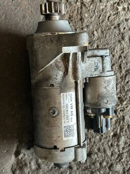 Startér 02E 911 023 T - 3