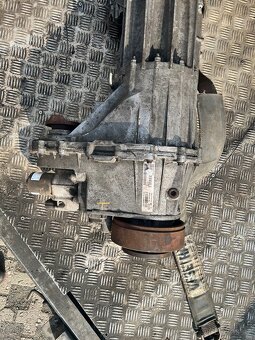 Rozvodovka jeep wk/wh commander - 3
