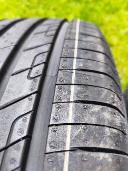 Nové letní pneumatiky Goodyear 215/55/18 95H - 3