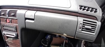 Mercedes w210 díly - 3