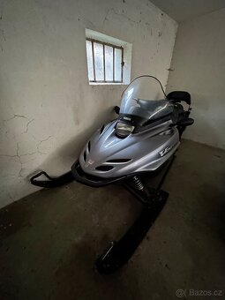 Sněžný skútr YAMAHA Venture 500XL - 3