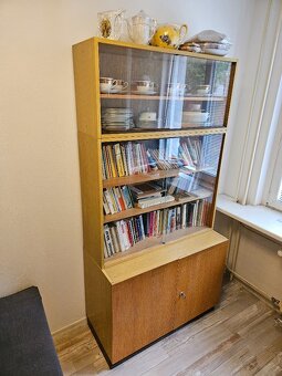 Dřevěná skříňka - 3