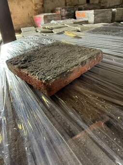 Půdovky-stará cihlová dlažba 22 - 3