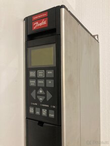 Frekvenční měnič DANFOS 3.1kVA VLT5003PT5B20STR3D0 - 3