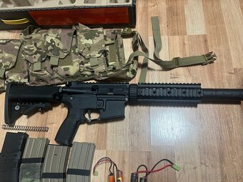 Airsoft Gear M4 AEG + Glok HPA - 3