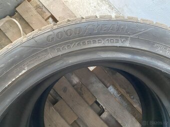Zimní pneu 245/45/20 Goodyear ultragrip 103V sada č.9004 - 3