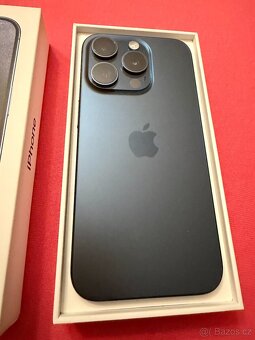 iPhone 15 Pro 256 Gb modrý titan,krabice,Mobil fox kryt,sklo - 3