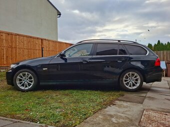 BMW 325i Touring (E91) - 3