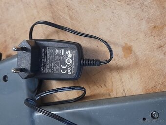 Prodám televizní anténu Sencor - 3