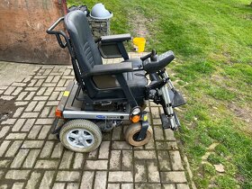 Elektricky invalidní vozík - 3