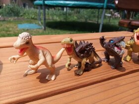7x dinosauři - 3