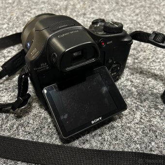 Sony Cyber Shot DSC-HX300 - 3