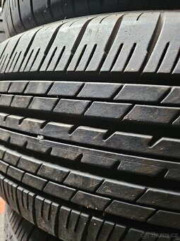 235/60R18 103H  Bridgestone - 3