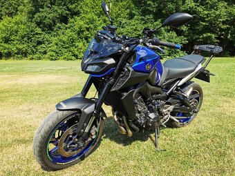 Yamaha MT09 - 3