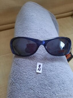 Sluneční brýle, dioptrické brýle, pouzdra na brýle - 3