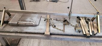 Přípravek pro zavěšení motoru - 3