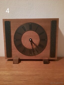 Staré retro hodiny - 3