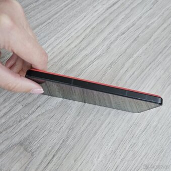 Asus Zenfone 9 red - 3