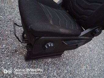 Křeslo Iveco Daily 2017 – řidič - 3