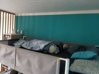 Vyvýšená postel IKEA - 3