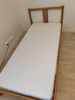 Postel s roštem a matrací - 3