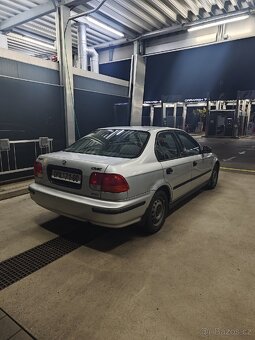 Honda Civic 6g 1.4i Najeto jen 200 TISÍC - 3