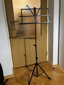 Zobcová sopránová flétna + stojan na noty - 3
