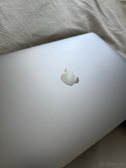 MacBook Pro 2020/16GB RAM/Intel i5/512GB SSD - 3