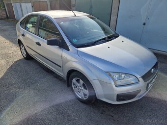 Prodám Ford Focus, 2005, 1,6 benzin, Rezervace - 3
