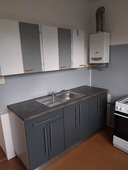 Slunný byt 1+1 v Třinci, ul. Lidická – výborná lokalita - 3