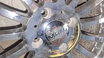 MAM alu 8jx17 s pneu Bridgestone - 3