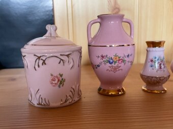 staré porcelánové věci - 3