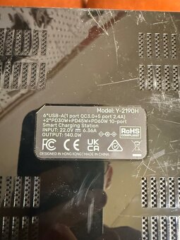 Nabíjecí stanice na telefony, hodinky, sluchátka, USB - 3