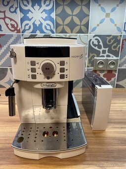 De’Longhi Magnifica S ECAM 22.110.W – automatický kávovar - 3