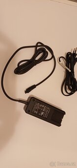 Speedglas Nabíječka Adflo pro Li-Ion baterie - 3