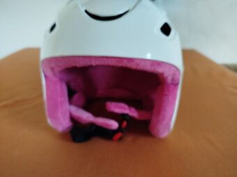 Lyžařská helma - 3