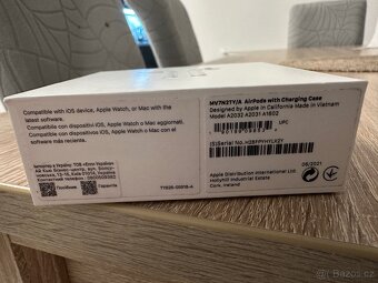 Prodávám obal od sluchátek AirPods - 3