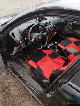 Alfa Romeo 147 - 3