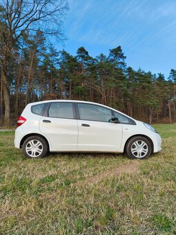 Honda Jazz, 1.2 V-tec, 66 kW, r.v. 2015, ČR 1. majitel - 3