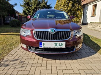 ŠKODA SUPERB 2.0 TDI XENONY MANUÁL - 3