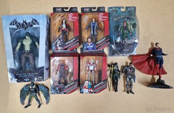 Filmové akční figurky, sošky Batman, Marvel, Barbar Conan.. - 3