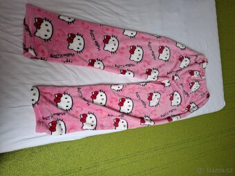 Hello Kitty tepláky - 3