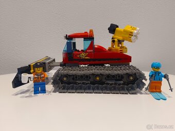 LEGO City 60222 - 3