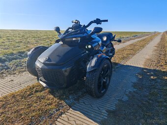 Can am Spyder F3 motor 1330cmm. - 3