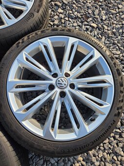 Alu kola Volkswagen 5x112 R19 8J ET44 pneu 235/40 - 3